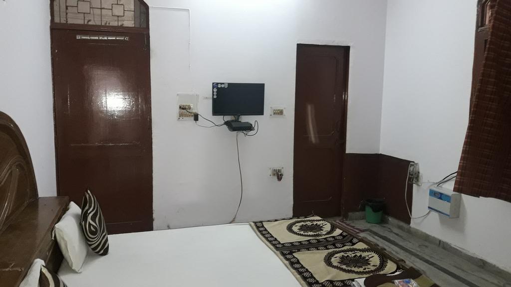 Oyo Rajdhani Guest House Faridabad Luaran gambar